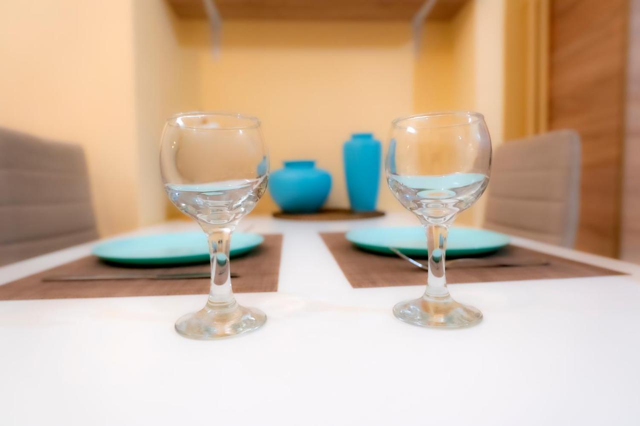 Myrtle, City Center Renovated Apartment アテネ エクステリア 写真