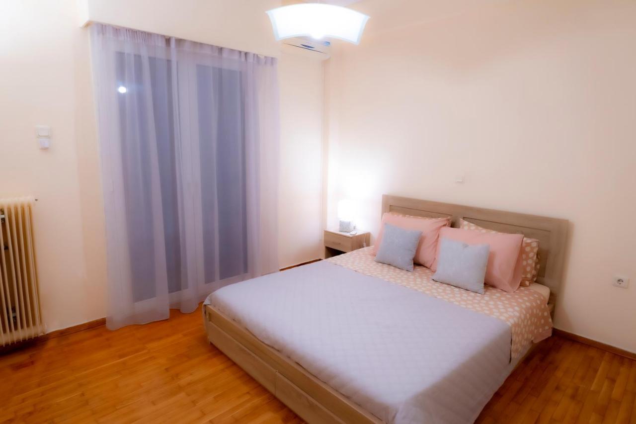 Myrtle, City Center Renovated Apartment アテネ エクステリア 写真