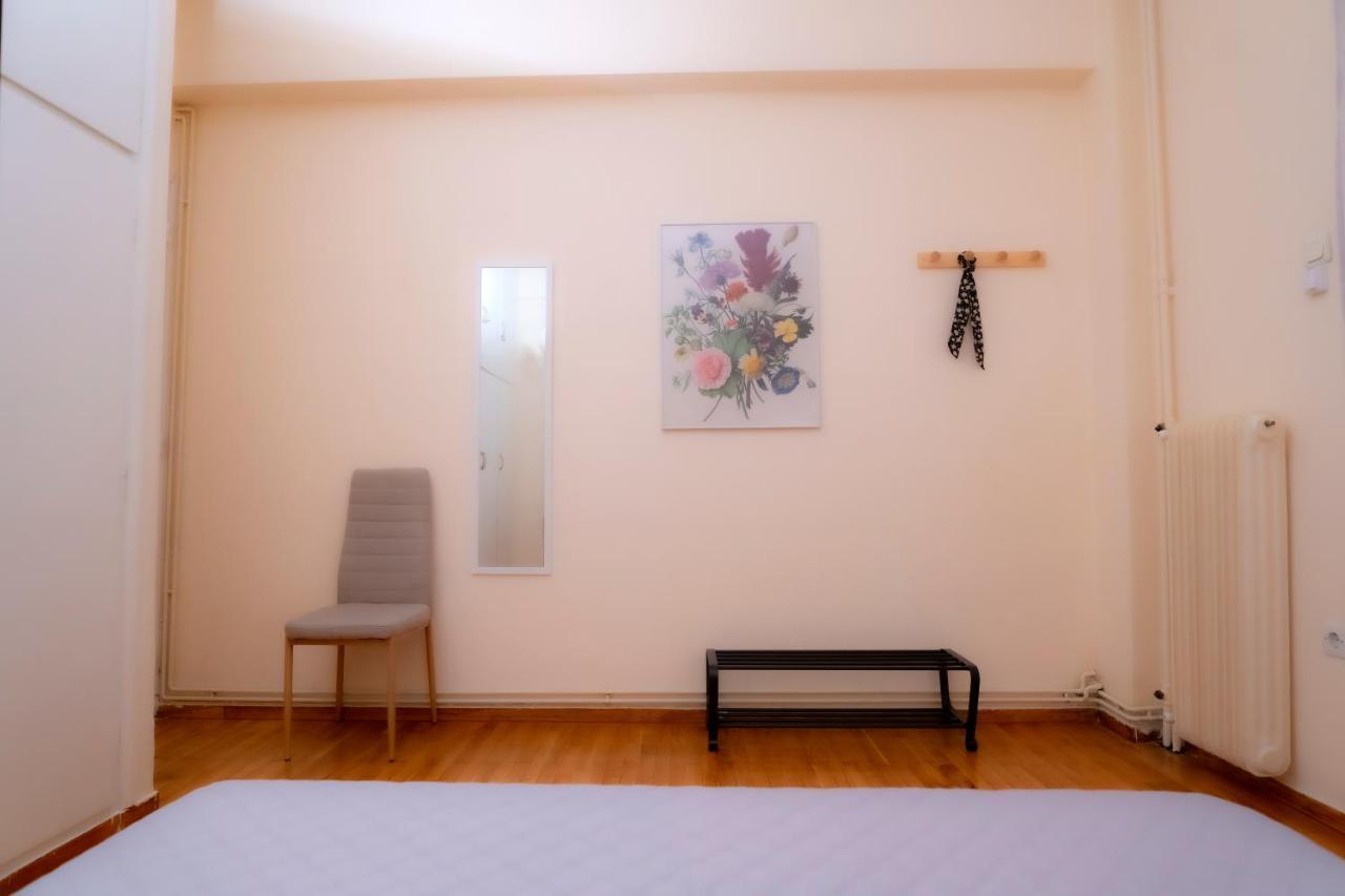Myrtle, City Center Renovated Apartment アテネ エクステリア 写真