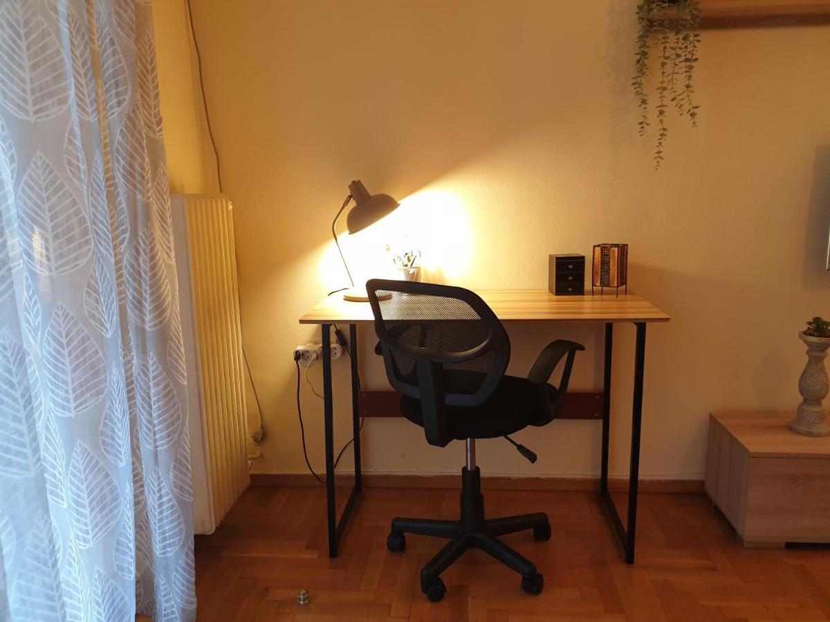 Myrtle, City Center Renovated Apartment アテネ エクステリア 写真