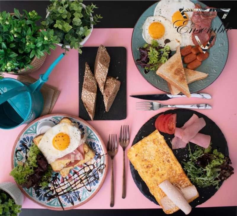 Myrtle, City Center Renovated Apartment アテネ エクステリア 写真